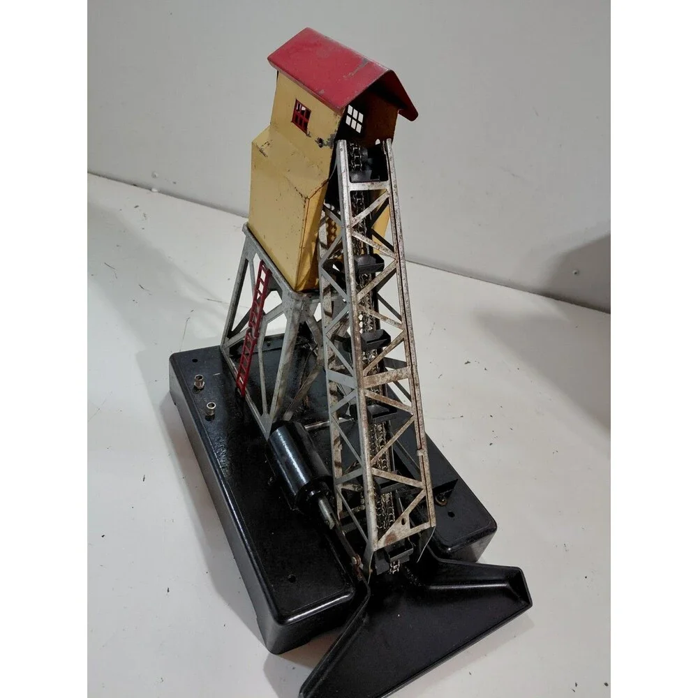 Lionel 97 Electric Train O Gauge Model Railroad Accessory Postwar Coal Elevator